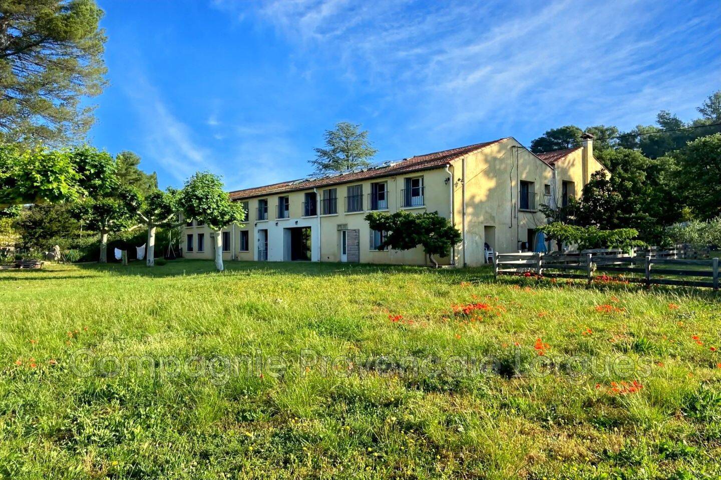 Maison à vendre, 760m², VILLECROZE