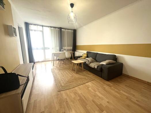 Appartement à louer 895 € 2 pièces 1 chambre 50,2 m² RDC/8 Dammarie-les-Lys 77190