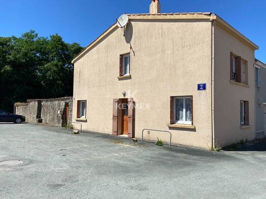 Maison à vendre 210 000 € 5 pièces 3 chambres 106 m² 273 m² de terrain Nesmy 85310
