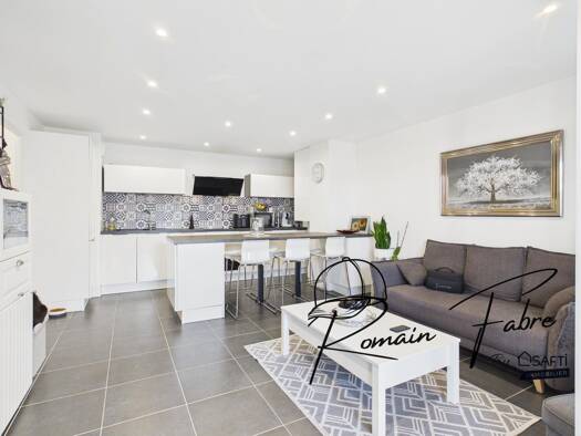 Appartement à vendre 229 000 € 3 pièces 2 chambres 62 m² Étage 1/3 Saint-Vincent-de-Paul 33440