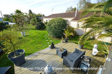Maison de plain-pied à vendre 252 000 € 7 pièces 5 chambres 201 m² 1 225 m² de terrain Chantonnay 85110