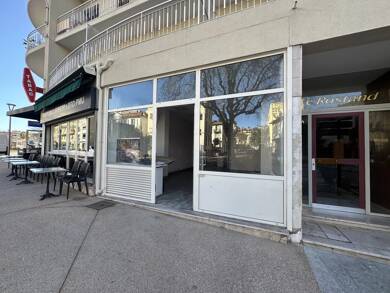 Local commercial à louer 1 350 € 45 m² de surface de vente Nice 06100
