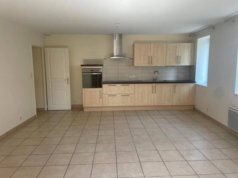 Maison à louer, 69m², FONTAINES SAINT MARTIN