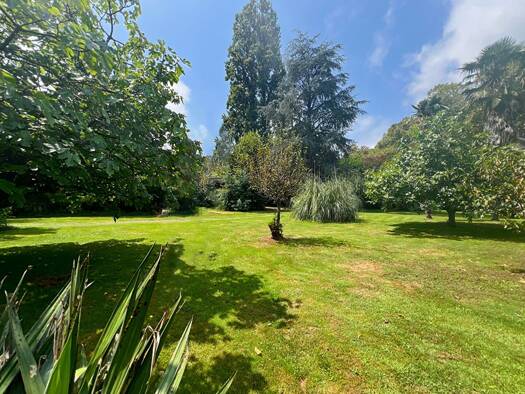 Terrain constructible à vendre 47 560 € 1 058 m² de terrain Saint-Sever 40500