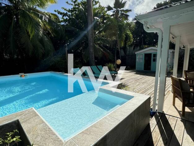 Maison de plain-pied à louer 2 600 € 3 pièces 2 chambres 130 m² Le Francois 97240