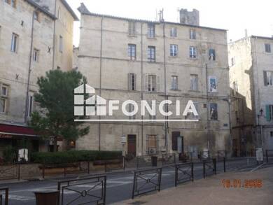 Appartement à louer 700 € 3 pièces 2 chambres 83,7 m² Étage 2/4 La Balance-Palais des Papes Avignon 84000