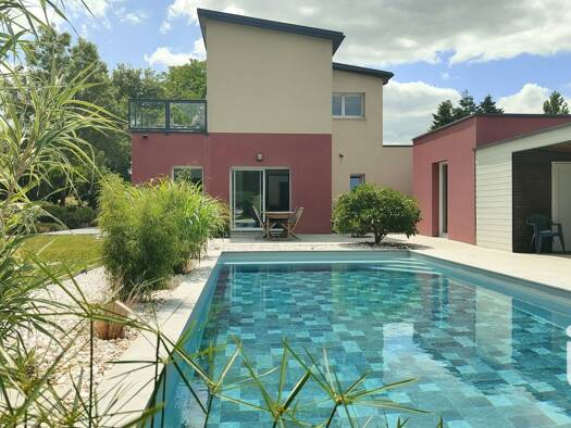 Maison à vendre 395 000 € 8 pièces 6 chambres 164 m² 1 200 m² de terrain Le Tablier 85310