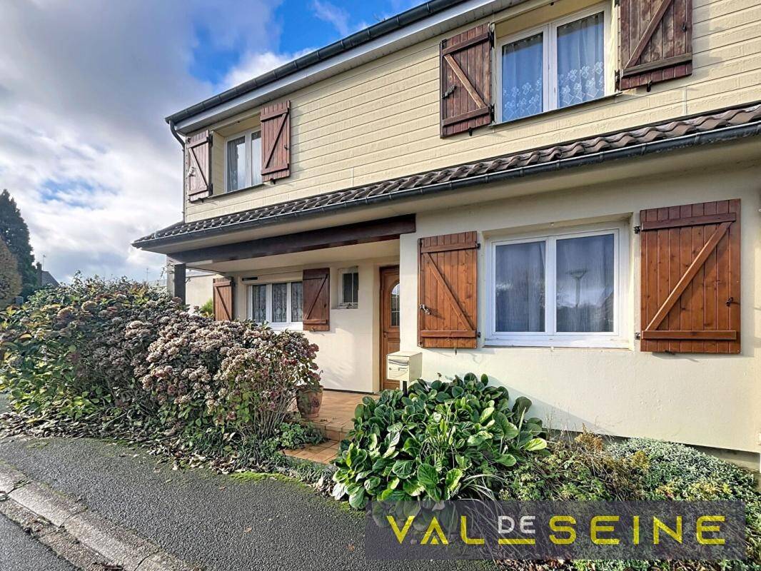 Maison à vendre, 129m², ISNEAUVILLE
