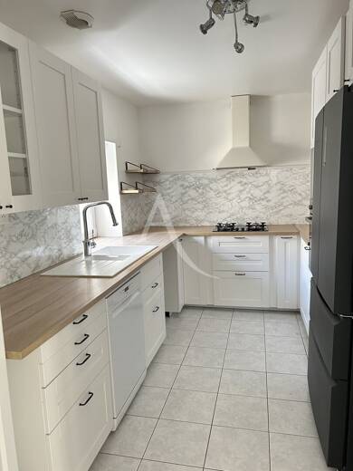 Duplex à louer 1 300 € 5 pièces 4 chambres 113 m² Dernier étage, Étage 2/2 Gallière-Boussinière Le Mans 72000