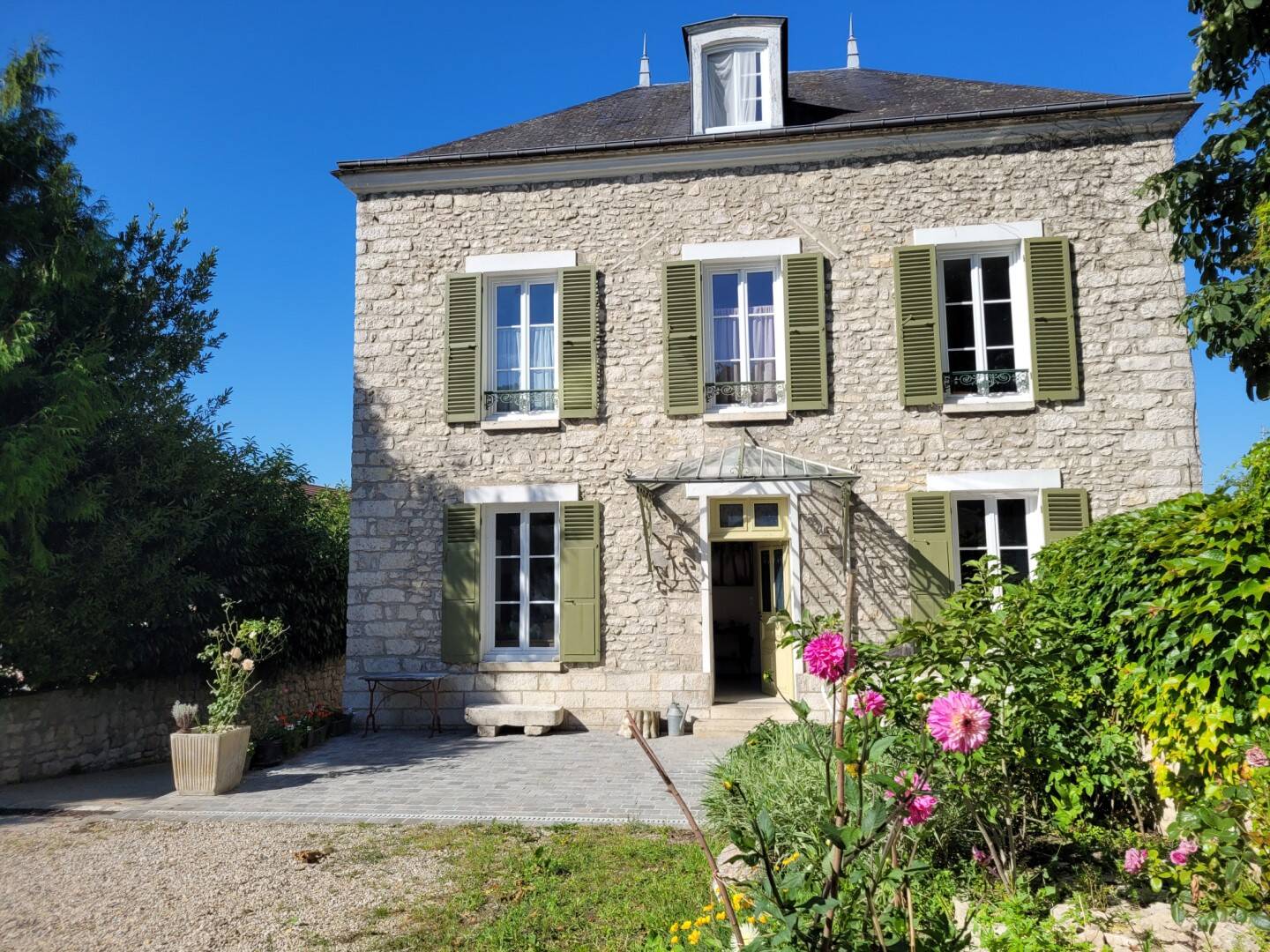 Maison à vendre, 191m², SOUPPES SUR LOING