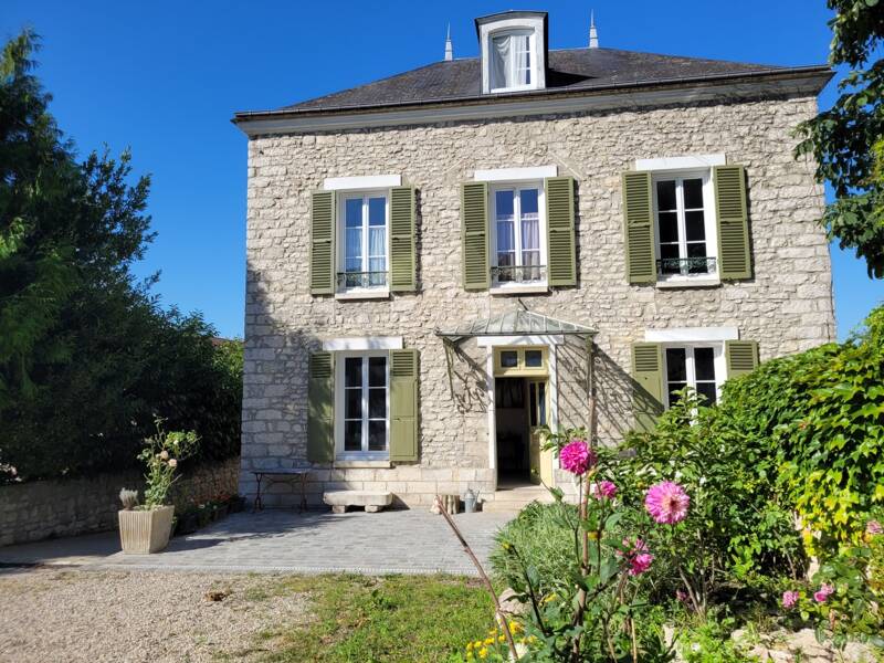 Maison à vendre, 191m², SOUPPES SUR LOING