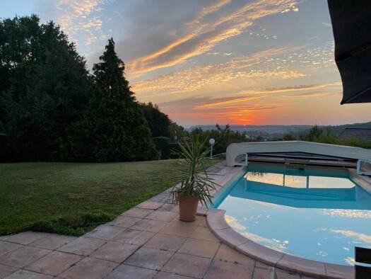 Villa à vendre 349 800 € 5 pièces 4 chambres 162 m² 1 944 m² de terrain Sud Boulazac Isle Manoire 24750