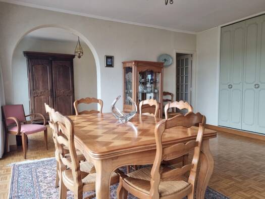 Appartement à vendre 228 800 € 5 pièces 3 chambres 97 m² Étage 3/5 La Grâce de Dieu Caen 14000