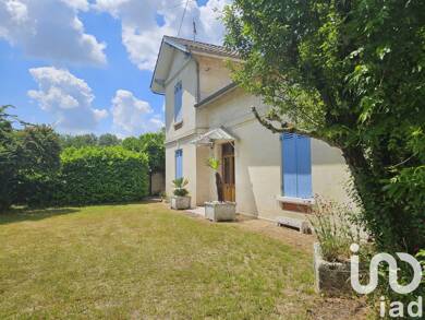Maison à vendre 317 000 € 7 pièces 4 chambres 175 m² 1 194 m² de terrain Saint-Denis-de-Pile 33910