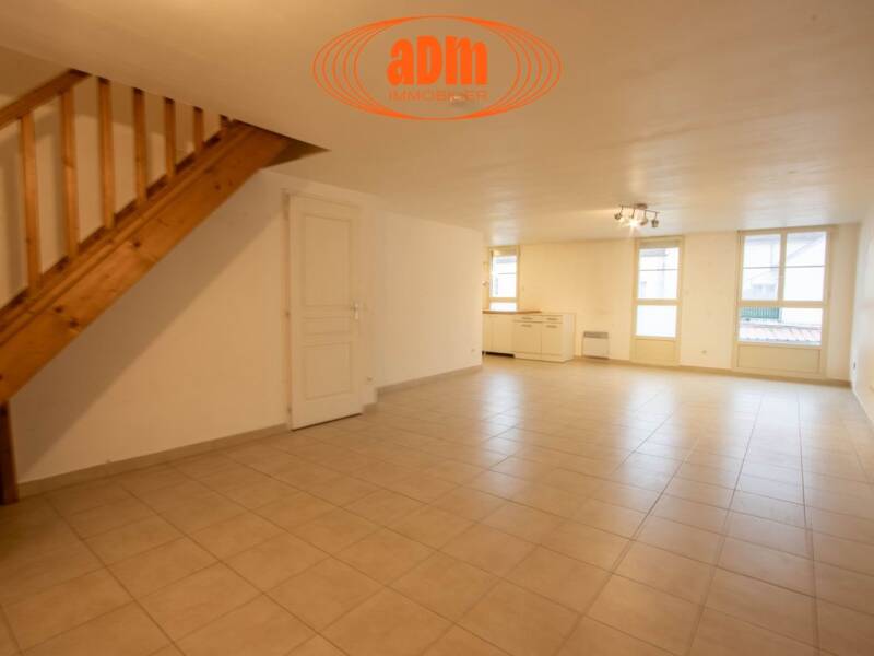 Maison à louer, 102m², COUILLY PONT AUX DAMES