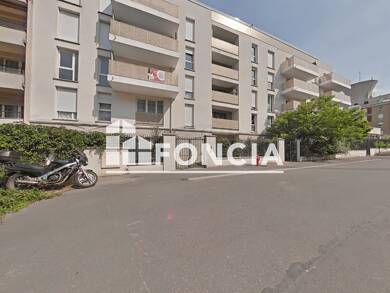 Appartement à louer 864 € 2 pièces 1 chambre 39 m² 1er étage Parc-Hôpital Villepinte 93420