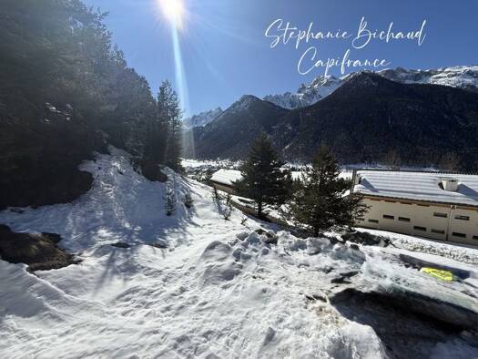 Terrain constructible à vendre - neuf 217 500 € 408 m² de terrain Ceillac 05600