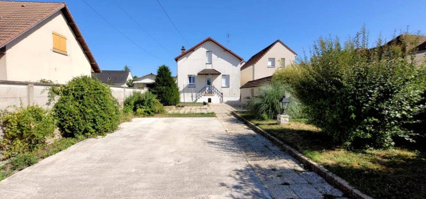 Maison à vendre, 99m², SAINT PARRES AUX TERTRES