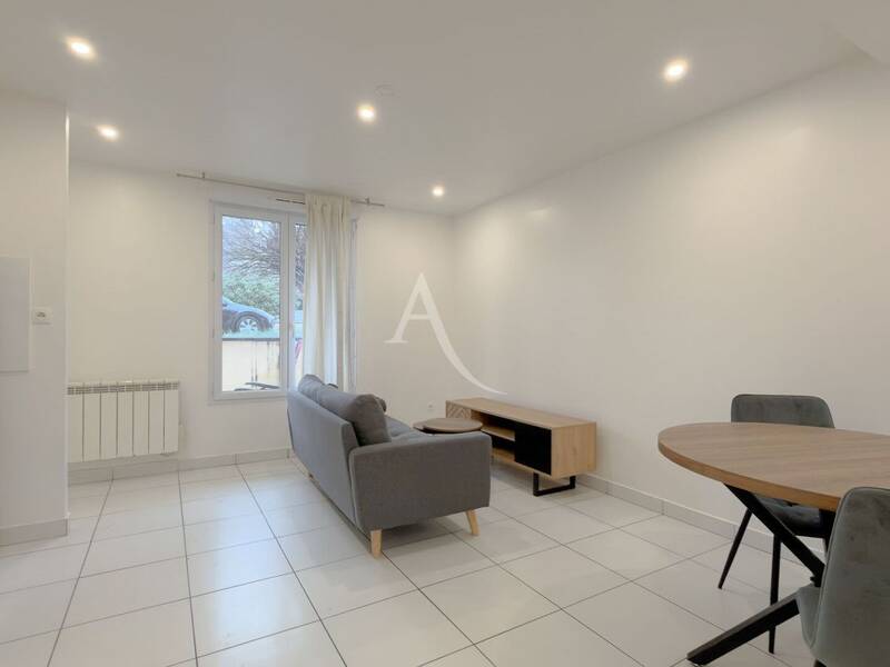 Maison à louer, 42m², YERRES