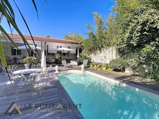 Maison à vendre 950 000 € 5 pièces 3 chambres 140 m² 489 m² de terrain Le Bouscat 33110
