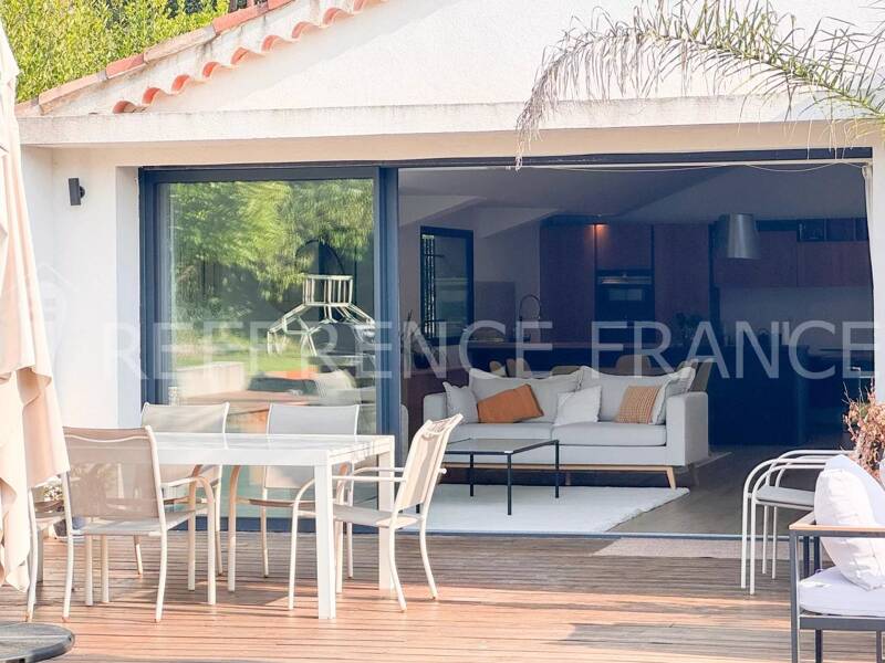 Maison à louer, 200m², MOUGINS