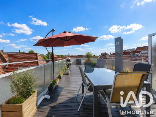Maison de ville à vendre 295 000 € 6 pièces 4 chambres 319 m² Place d'Armes et du Barlet Douai 59500