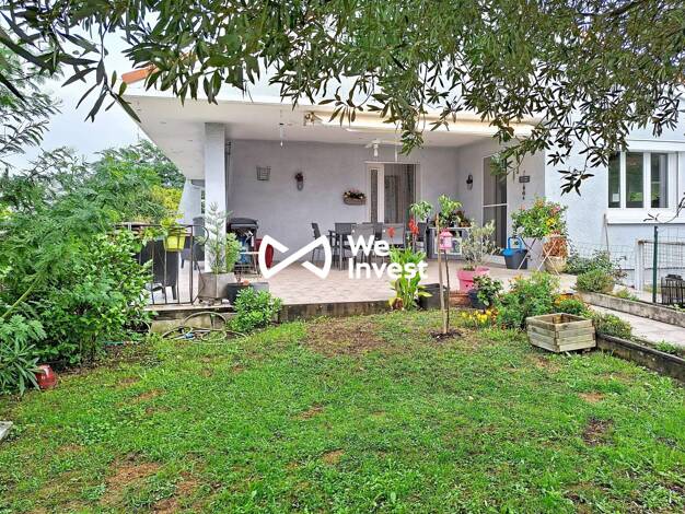 Maison de plain-pied à vendre 275 000 € 5 pièces 3 chambres 120 m² 1 405 m² de terrain Ledeuix 64400