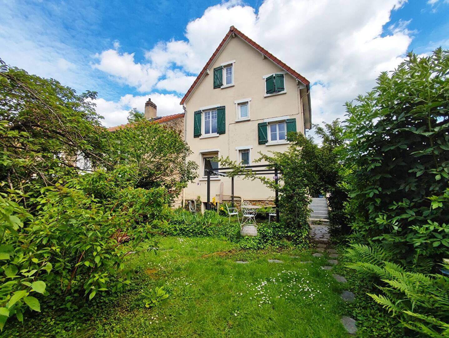 Maison à vendre, 110m², DEUIL LA BARRE