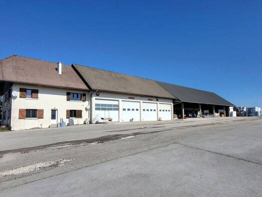 Local commercial à vendre 700 000 € 850 m² de surface de vente Frasne 25560