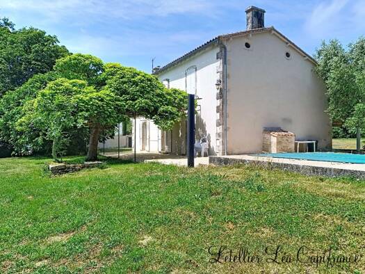 Maison à vendre - neuf 279 000 € 5 pièces 3 chambres 188 m² 6 750 m² de terrain Prailles-La Couarde 79370