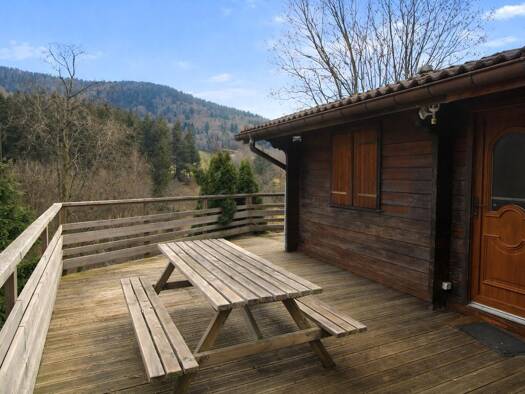 Chalet à vendre 205 000 € 5 pièces 3 chambres 73 m² 996 m² de terrain Ventron 88310