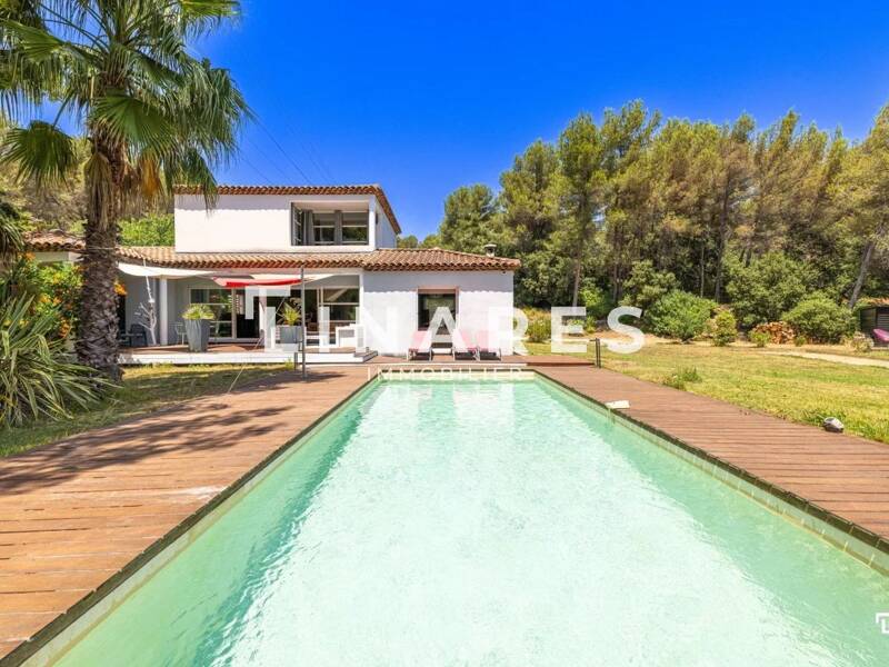 Maison à louer, 180m², MARSEILLE 11E