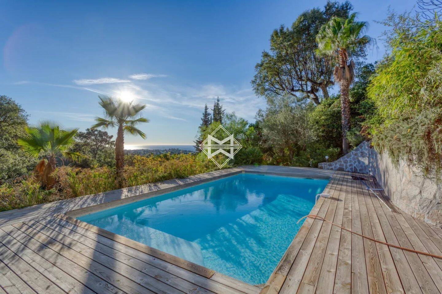 Maison à vendre, 180m², LA CROIX VALMER