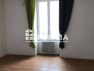 Appartement à louer 338 € 1 pièce 21,8 m² 2ème étage Penhars Quimper 29000