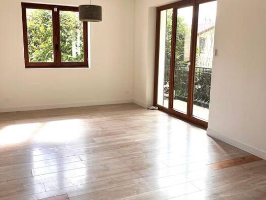 Maison à louer 2 035 € 5 pièces 4 chambres 101,8 m² 600 m² de terrain Nangy 74380