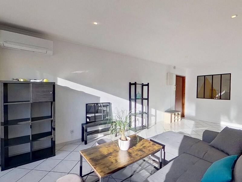 Maison à louer, 53m², LYON 8E