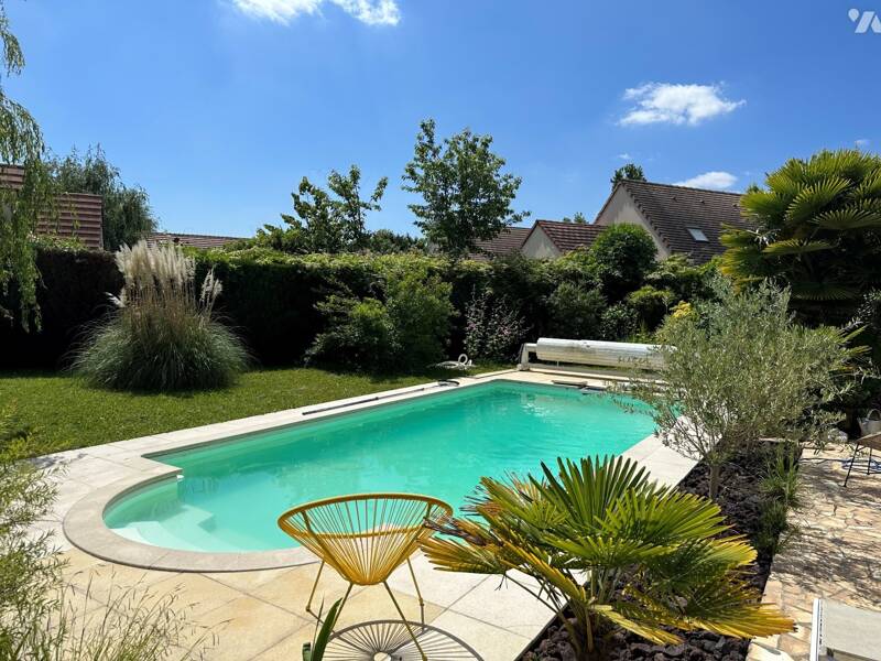 Maison à vendre, 139m², NEAUPHLE LE CHATEAU