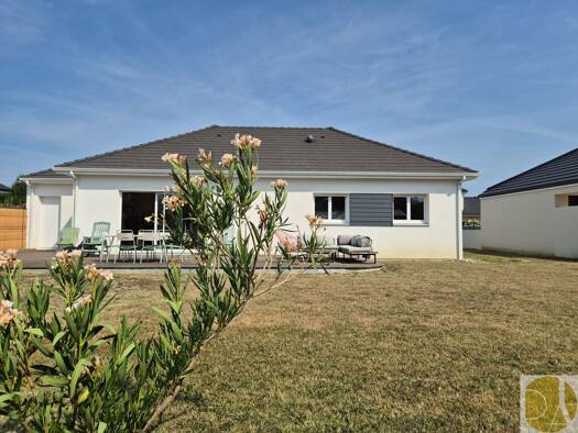 Maison à vendre 393 725 € 4 pièces 3 chambres 97 m² 609 m² de terrain Uzos 64110