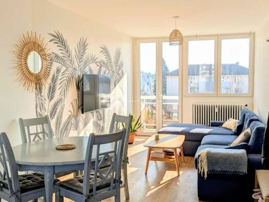 Appartement à vendre 357 000 € 4 pièces 4 chambres 89 m² RDC Ville-la-Grand 74100