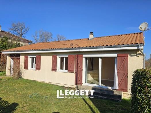 Maison de plain-pied à vendre 129 900 € 4 pièces 3 chambres 80 m² 517 m² de terrain Cussac 87150