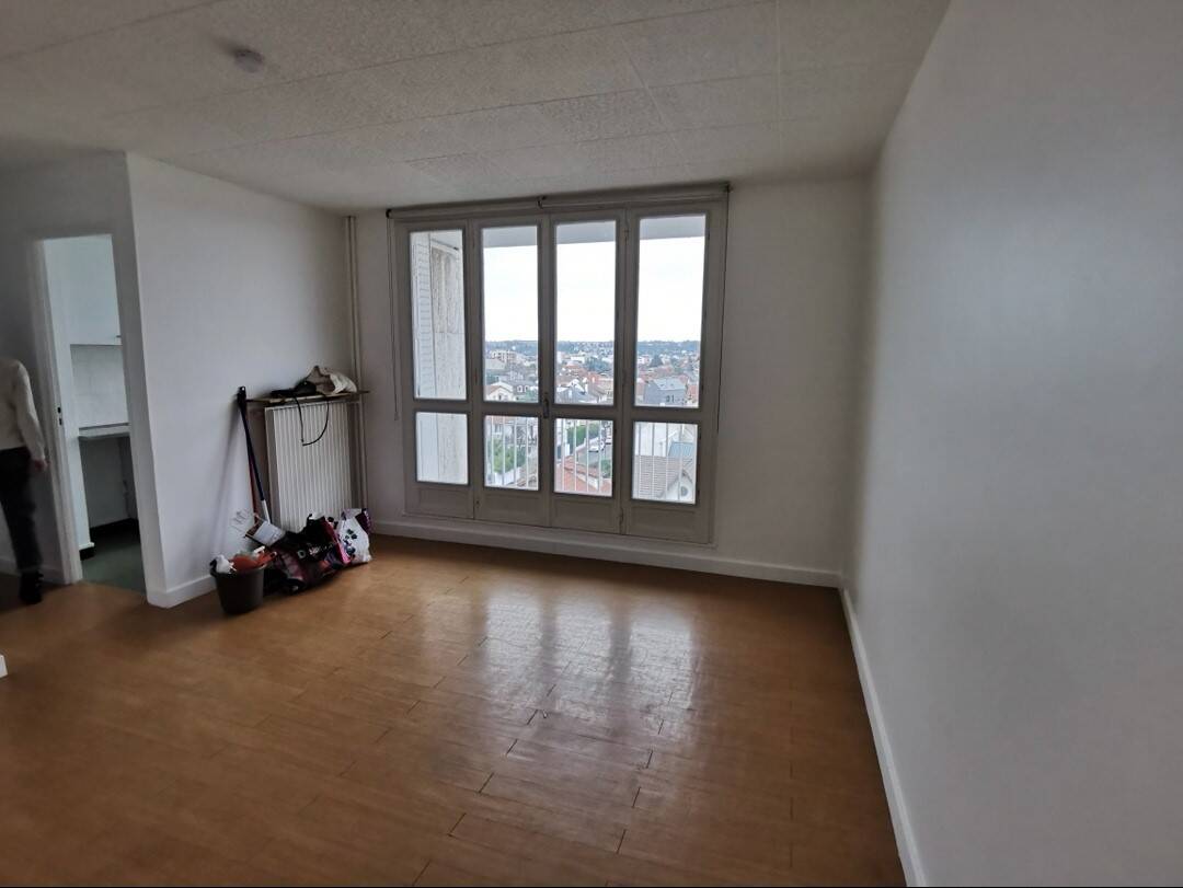 Maison à louer, 30m², SAINT MAUR DES FOSSES