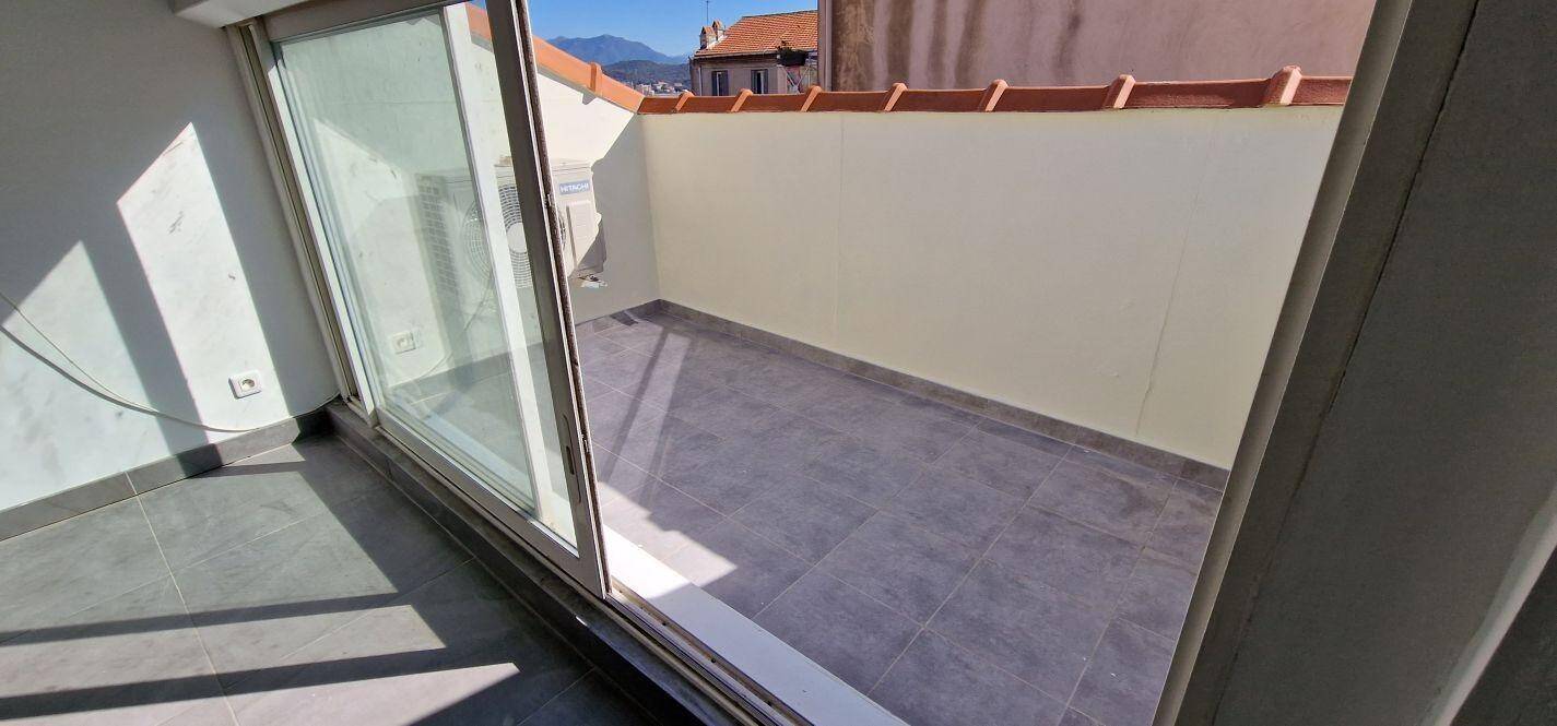 Maison à louer, 25m², AJACCIO