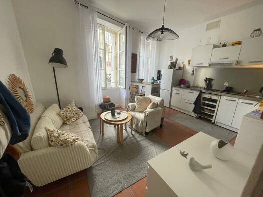 Appartement à vendre 148 500 € 1 pièce 27 m² RDC/1 Centre ville Bordeaux 33000