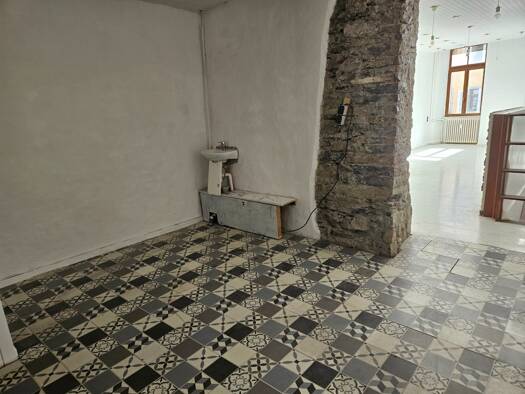 Local commercial à louer 417 € 80 m² de surface de vente Saint-Pierre-d'Albigny 73250