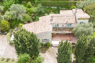 Ferme à vendre 760 000 € 7 pièces 4 chambres 177 m² Grasse 06130