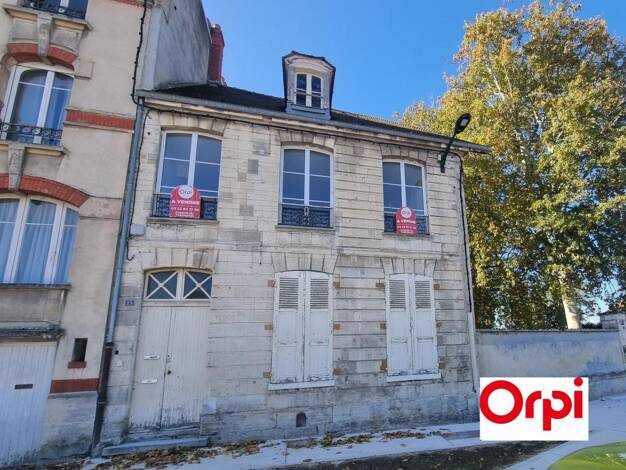 Immeuble à vendre 129 000 € 134 m² Centre Château-Thierry 02400