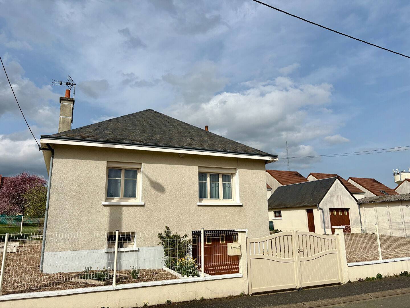 Maison à vendre, 63m², LA CHAUSSEE SAINT VICTOR