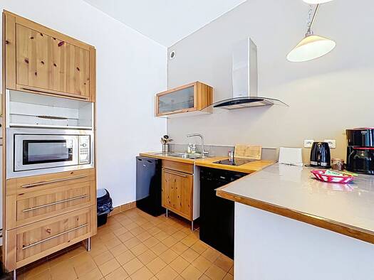 Appartement à vendre 135 000 € 2 pièces 1 chambre 34 m² Étage 2/3 Carmes-Infirmieres-Thiers Avignon 84000