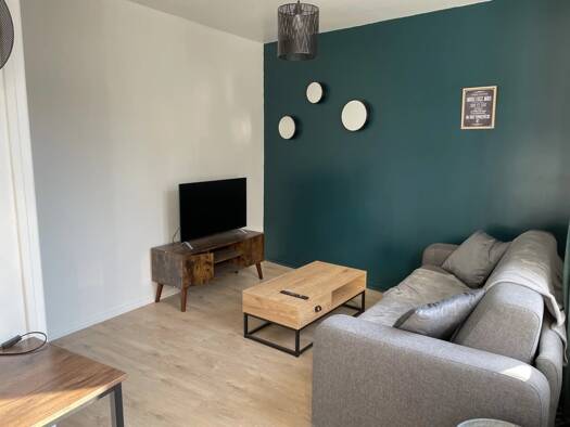 Appartement à louer - logement étudiant 400 € 1 pièce 20,4 m² 1er étage Centre Ville Saint-Quentin 02100