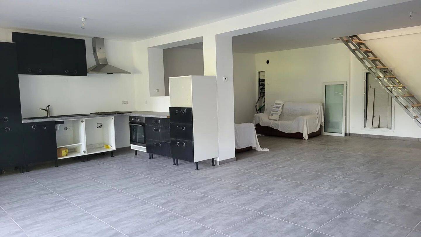 Maison à vendre, 160m², ROMANECHE THORINS